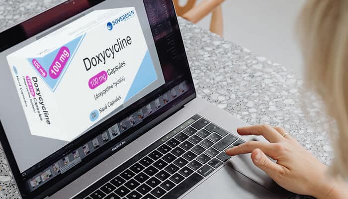 Buying Doxycycline 100mg safely online in the UK through a trusted digital pharmacy platform.