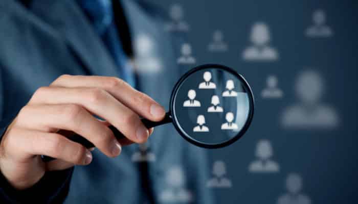 Understand Your Target Audience Before Posting - Startupeditor | Startup Editor How to use social media for e-commerce by understanding target audiences and customer behavior