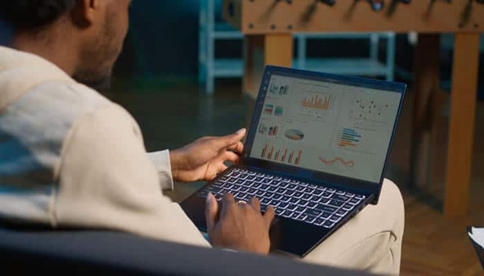 15 Proven Ways to Drive Traffic to Your Website - Startup Editor | Startup Editor Best Way to Drive Traffic to Your Website using data analytics, performance tracking, and website optimization strategies to increase online visitors.