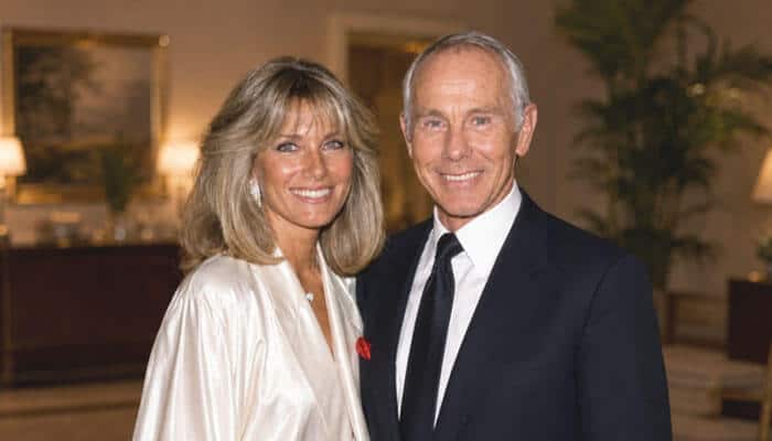 How Did Alexis Maas Meet Johnny Carson? - Startup Editor | Startup Editor Alexis Maas with Johnny Carson during their marriage, highlighting the couple’s relationship, legacy, and her life away from public attention after 2005.