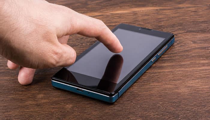 Why Is My Phone Screen Not Responding to Touch? - Startup Editor | Startup Editor How to Fix Phone Screen Unresponsive Touch by testing different areas of a smartphone display for delayed response, dead zones, or touchscreen failure.