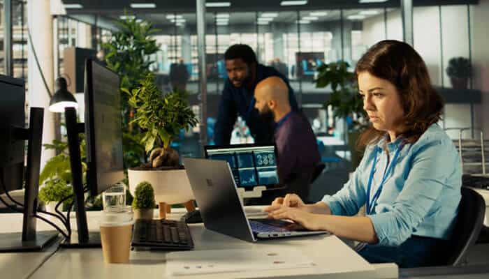 Practical Ways to Use Uhoebeans Software in 2026 - Startup Editor | Startup Editor Ways to Use Uhoebeans Software in a modern workplace for business research, technology monitoring, data analysis, and innovation planning.
