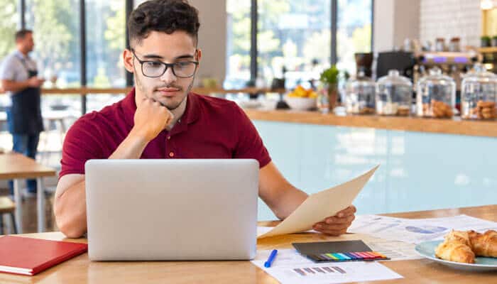 What Can Business Owners Learn From ShopNaclo? - Startup Editor | Startup Editor Company Website ShopNaclo research environment featuring business analysis, finance information, and digital decision-making tools for entrepreneurs.